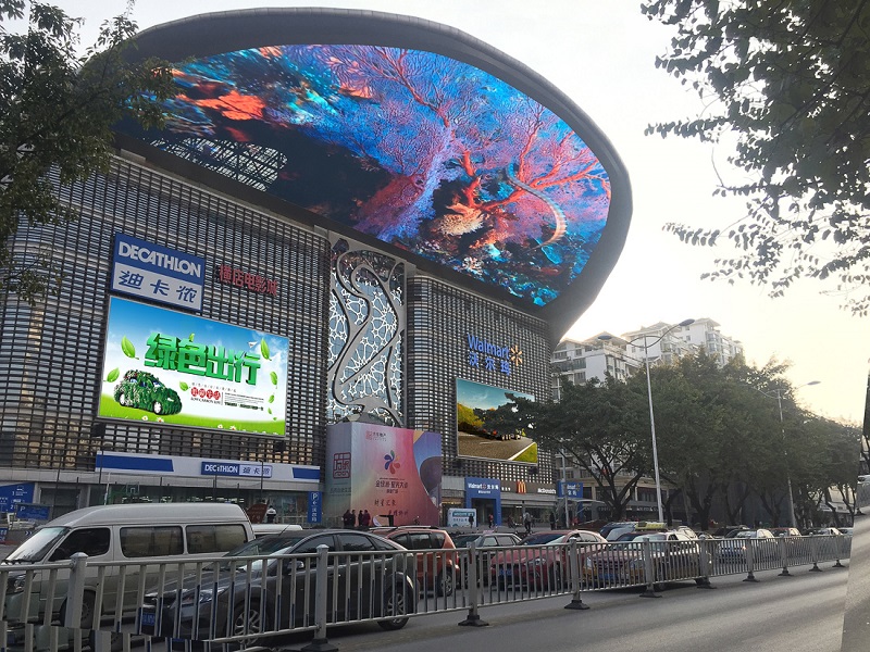 全彩led透明屏主要應(yīng)用在哪些地方？