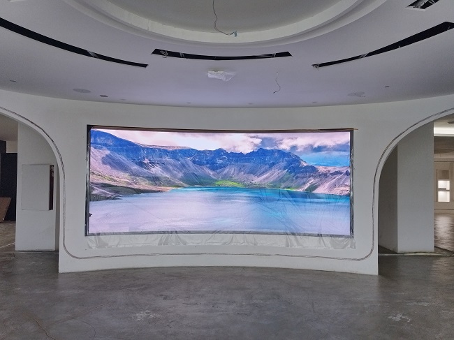 華邦瀛賦能四川興坤社區(qū)，智慧展廳解決方案全展示